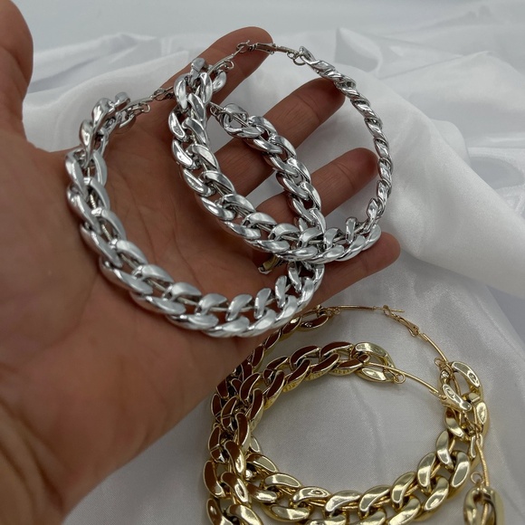 Huge Gold/Silver Curb Chain Hoop Earring, Light Weight - Picture 1 of 4
